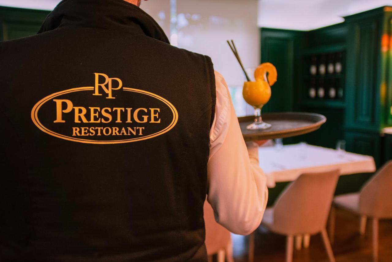 Prestige 4*
