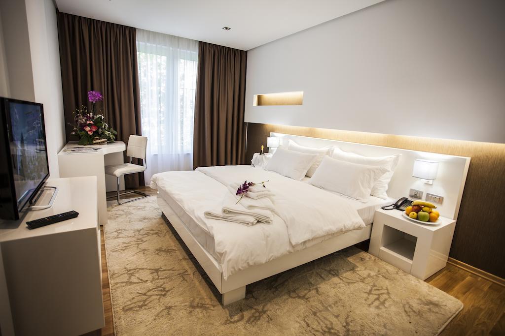 Prestige Tirana